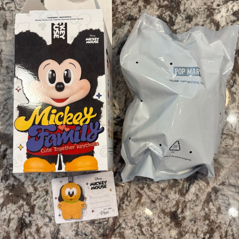 Mickey Family Cute Together Keychain Pluto
